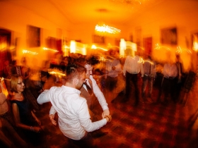 12-06-02-wedding-laurarobin-605